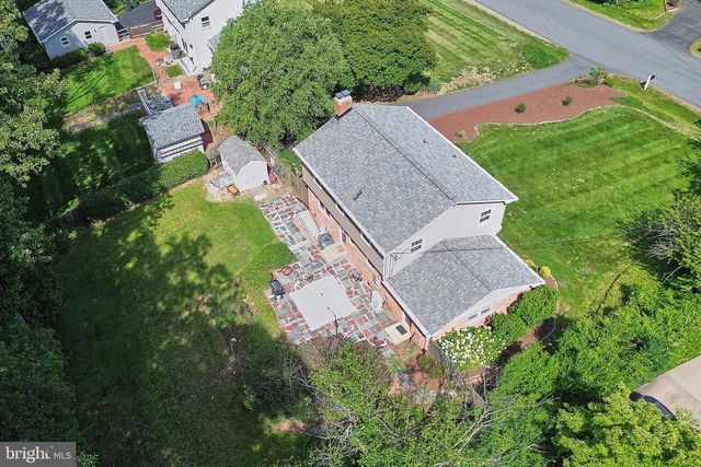 12012 WAYLAND ST, Oakton, VA 22124