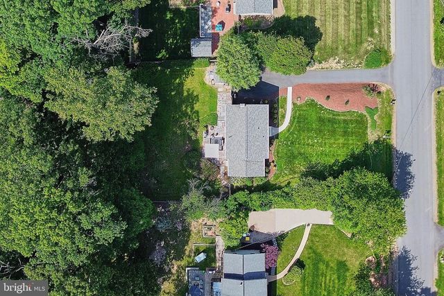 12012 WAYLAND ST, Oakton, VA 22124