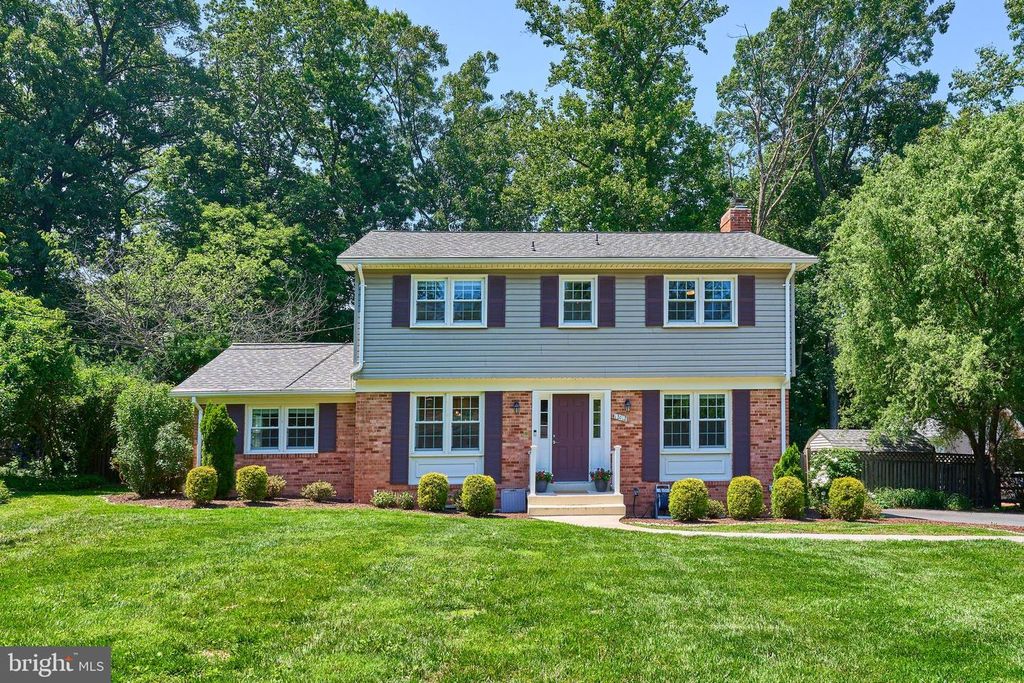 12012 WAYLAND ST, Oakton, VA 22124