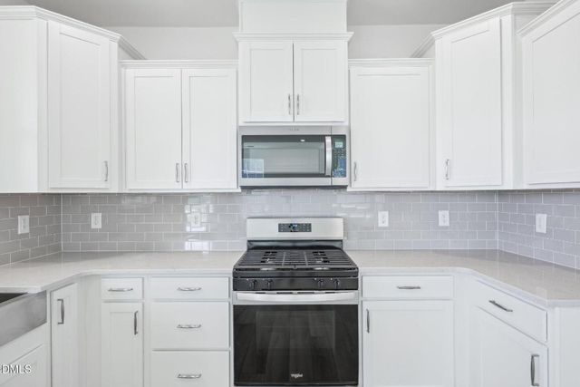 1517 Briar Brook Lane, Zebulon, NC 27597