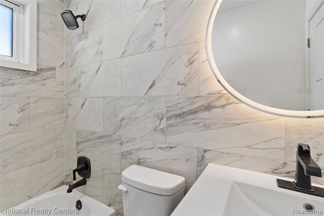 29942 Avondale Street, Inkster, MI 48141