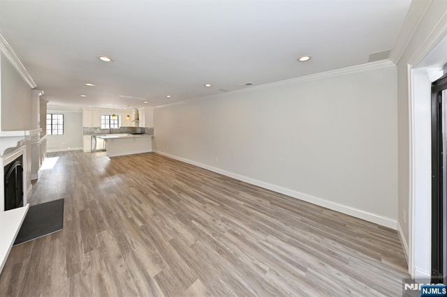 708 Thoreau Court, Mahwah, NJ 07430