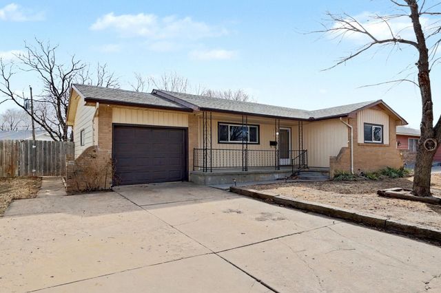 2752 S Bennett Ave, Wichita, KS 67217