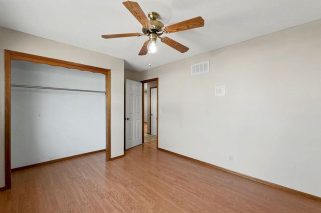 2752 S Bennett Ave, Wichita, KS 67217