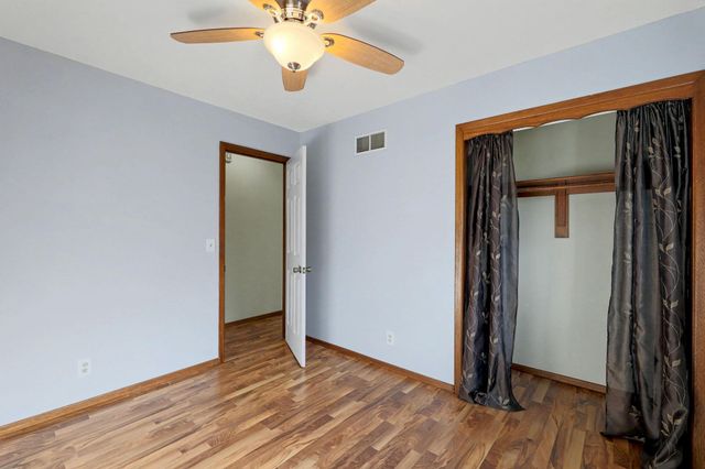 2752 S Bennett Ave, Wichita, KS 67217