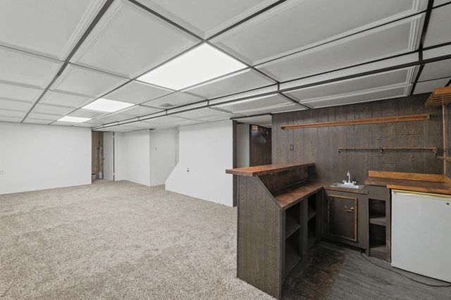 2752 S Bennett Ave, Wichita, KS 67217