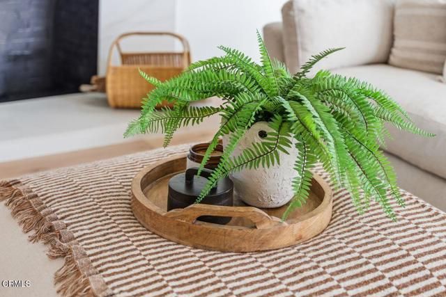 209 Dorothy Avenue, Ventura, CA 93003