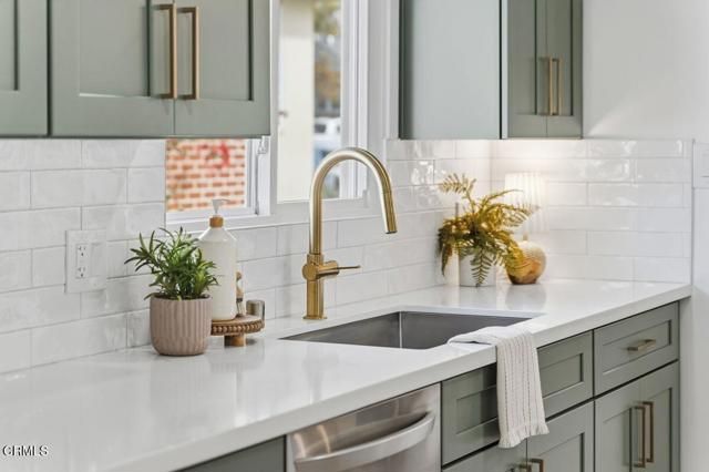 209 Dorothy Avenue, Ventura, CA 93003