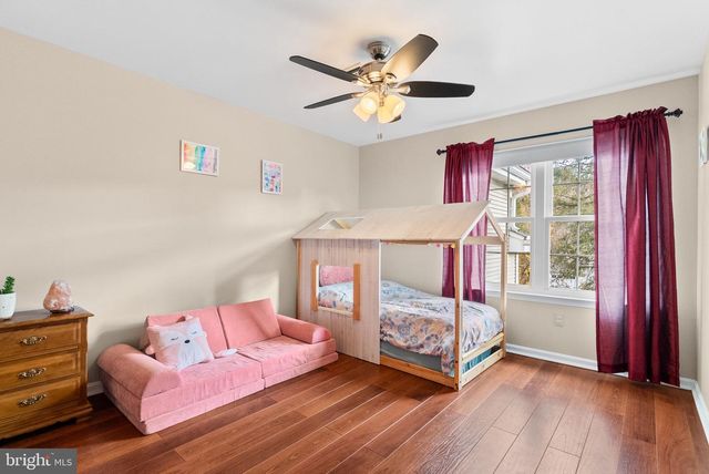 702 COUNTRY PLACE DR, Lancaster, PA 17601