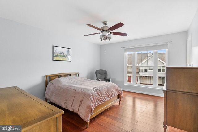 702 COUNTRY PLACE DR, Lancaster, PA 17601