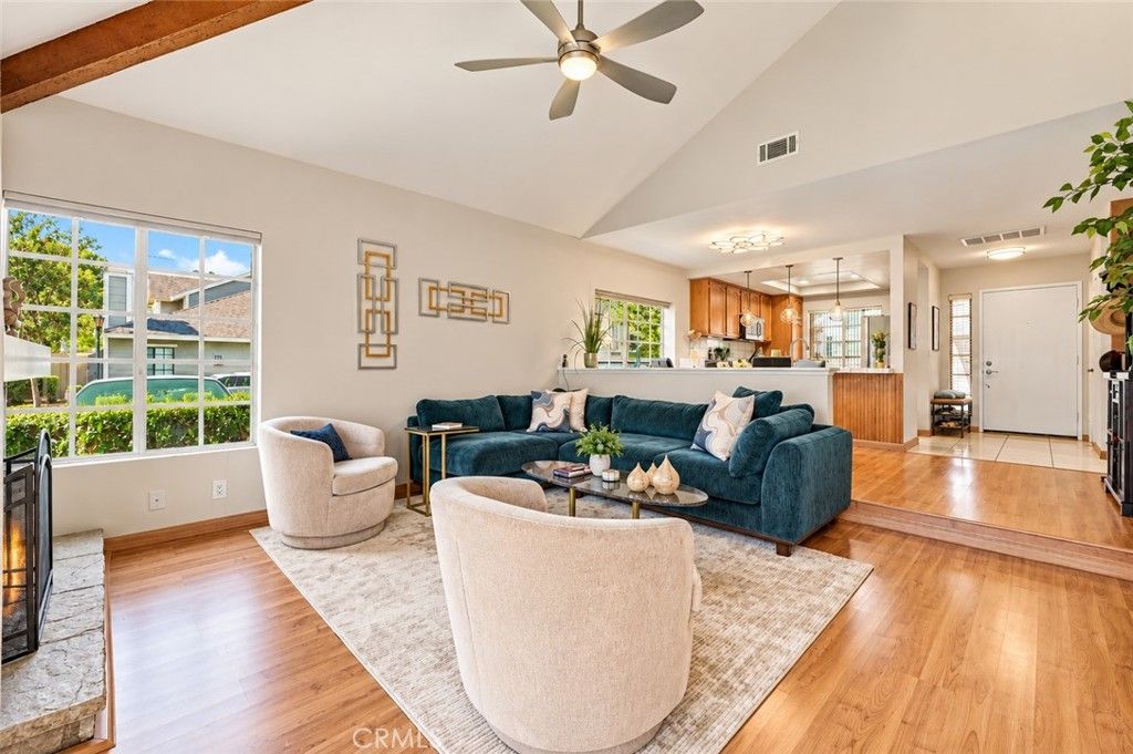 5049 E Almond Avenue 4, Orange, CA 92869 — photo 2