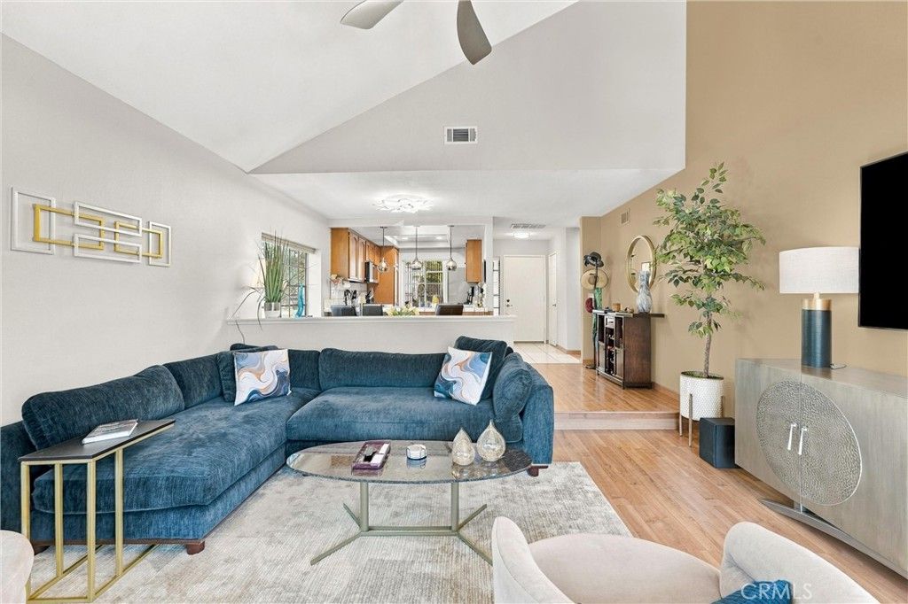 5049 E Almond Avenue 4, Orange, CA 92869 — photo 5