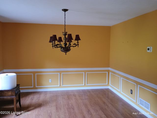 11421 Seatonville Rd, Louisville, KY 40291