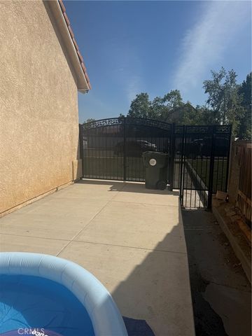 954 W 59th, San Bernardino, CA 92407