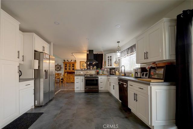 954 W 59th, San Bernardino, CA 92407