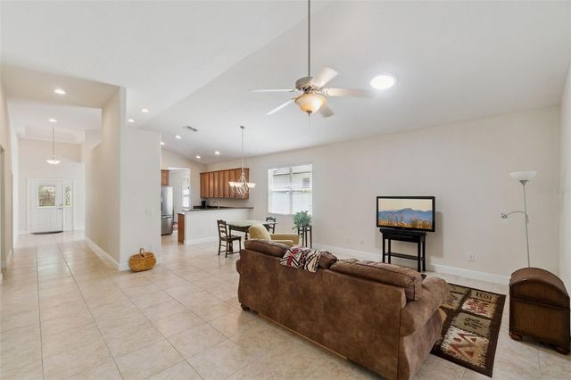 5271 RISHLEY RUN WAY, Mount Dora, FL 32757