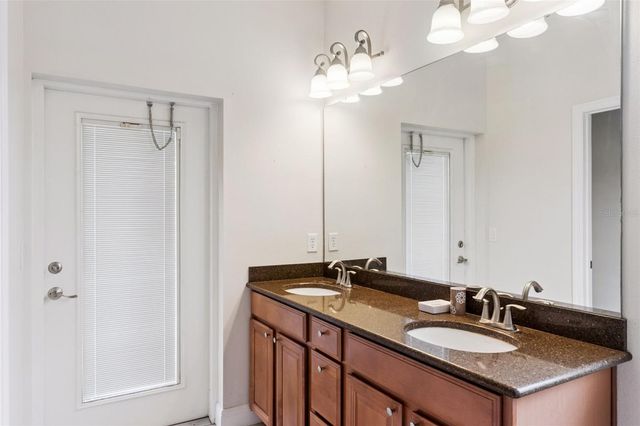 5271 RISHLEY RUN WAY, Mount Dora, FL 32757