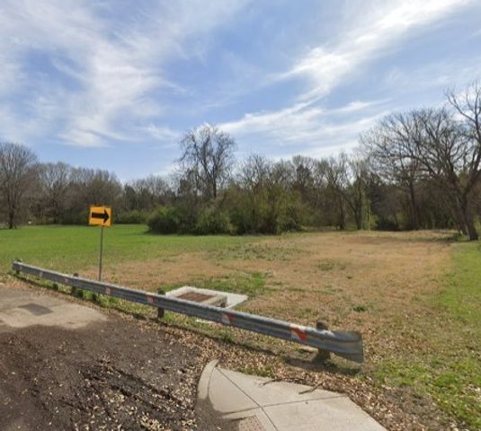 400 Town Creek Drive, Dallas, TX 75232