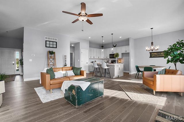 108 Valley Brook Court 1 SJM, Washington, MO 63090