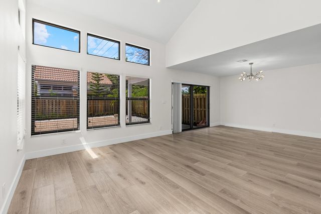 5521 Ilford Court, Boca Raton, FL 33486
