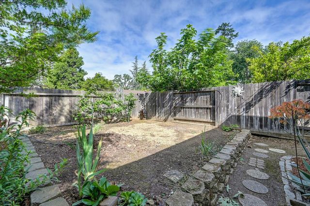 3947 Milmar Way, Sacramento, CA 95821