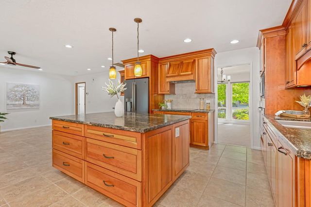 3947 Milmar Way, Sacramento, CA 95821