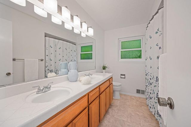 3947 Milmar Way, Sacramento, CA 95821