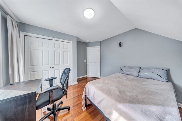 30 Fuller St, Seekonk, MA 02771