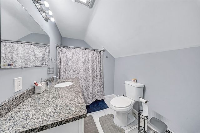 30 Fuller St, Seekonk, MA 02771