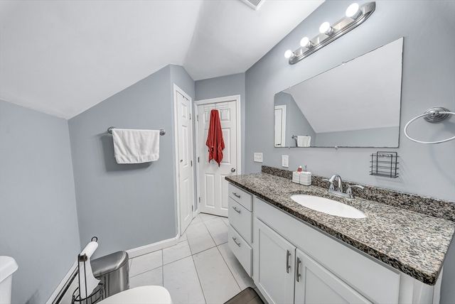 30 Fuller St, Seekonk, MA 02771