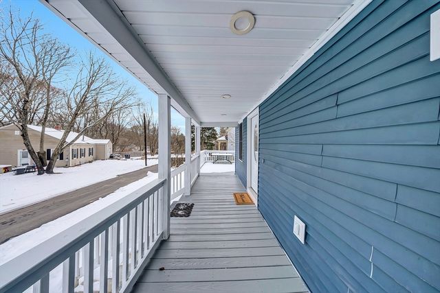 30 Fuller St, Seekonk, MA 02771