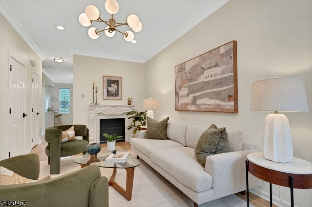 132 Stratford Dr, Nutley Twp., NJ 07110 — exterior