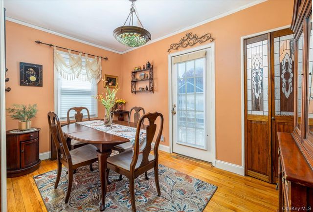 1027 Van Buren Avenue, Franklin Square, NY 11010