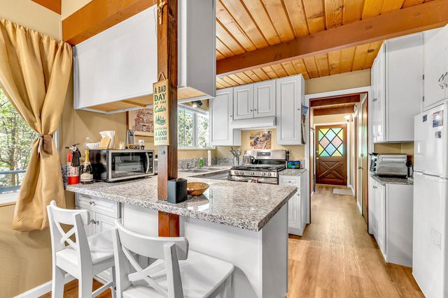 54915 S Circle Drive, Idyllwild, CA 92549