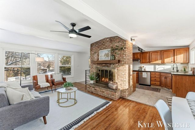 3144 Kensboro Avenue, Grand Rapids, MI 49505