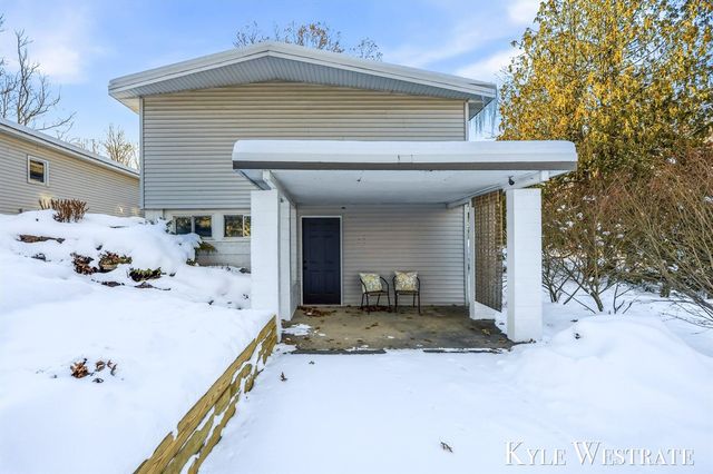 3144 Kensboro Avenue, Grand Rapids, MI 49505
