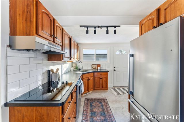 3144 Kensboro Avenue, Grand Rapids, MI 49505