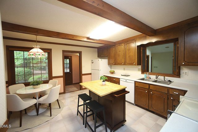 305 Melanie Lane, Cary, NC 27511
