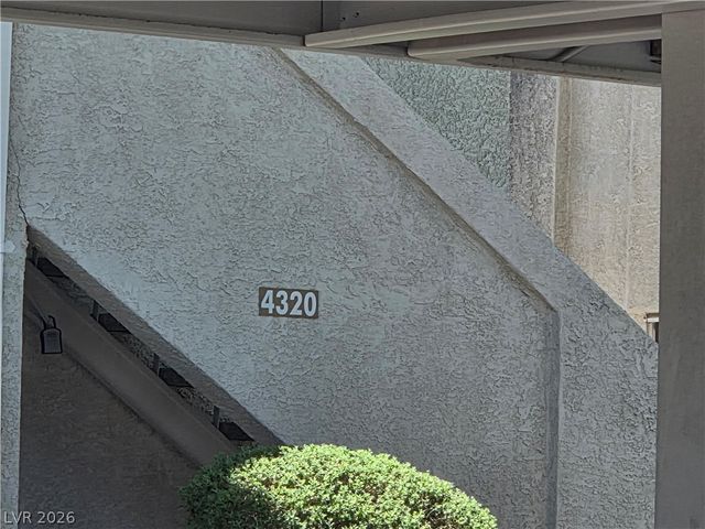 4320 West Lake Mead Boulevard 202, Las Vegas, NV 89108