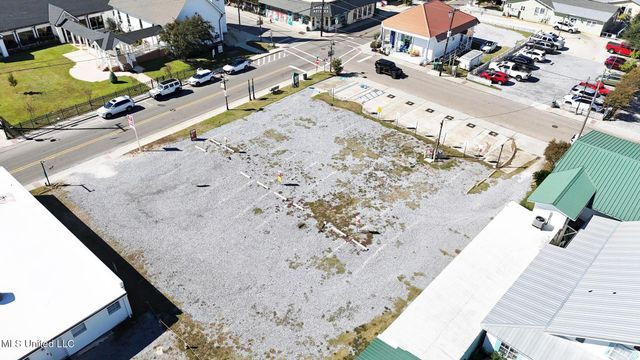 161 Main Street, Bay Saint Louis, MS 39520