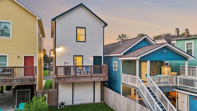 3533 Avenue M, Galveston, TX 77550