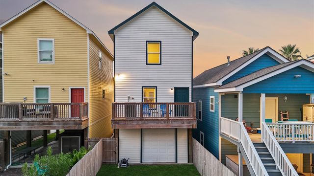 3533 Avenue M, Galveston, TX 77550