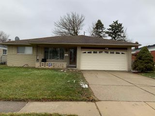 5036 Rockdale Court, Sterling Heights, MI 48310