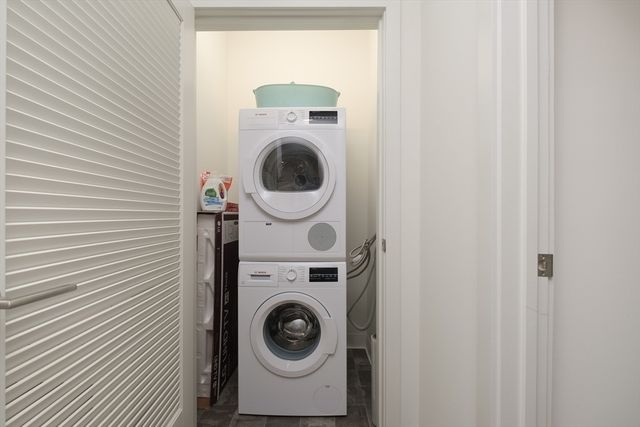 45 Lewis St 305, Boston, MA 02128