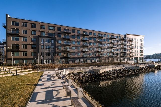 45 Lewis St 305, Boston, MA 02128