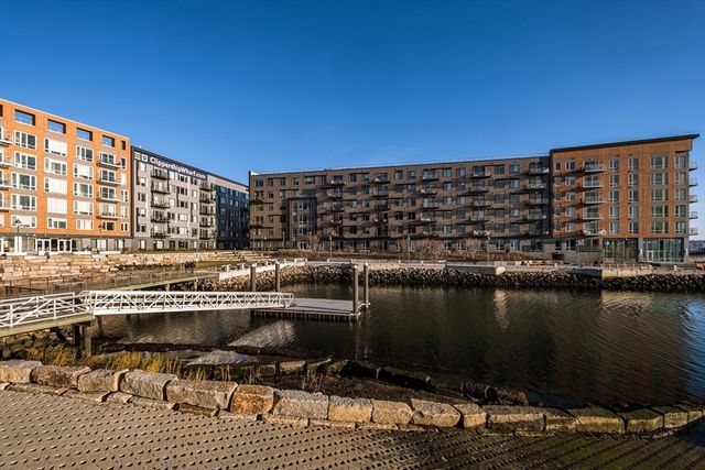 45 Lewis St 305, Boston, MA 02128