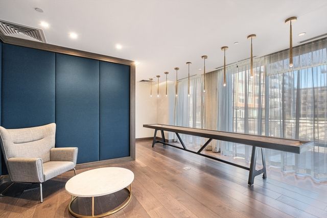 45 Lewis St 305, Boston, MA 02128