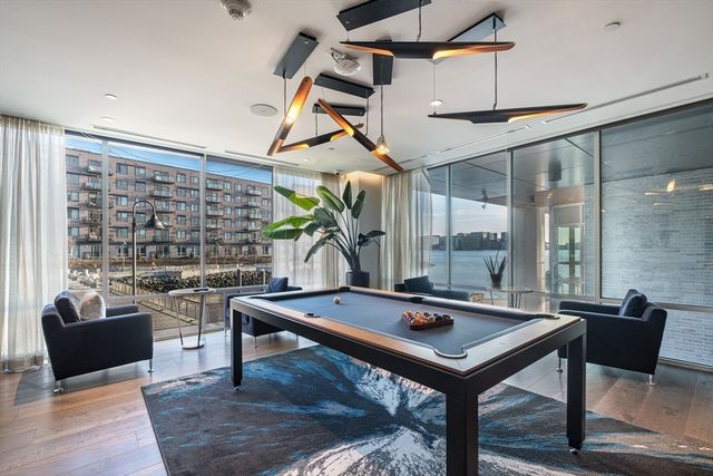 45 Lewis St 305, Boston, MA 02128