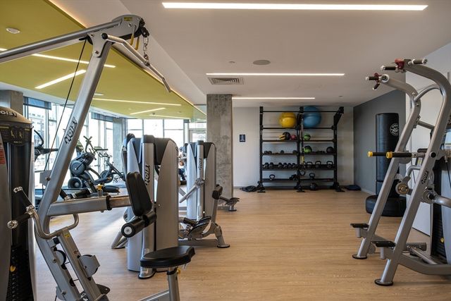 45 Lewis St 305, Boston, MA 02128