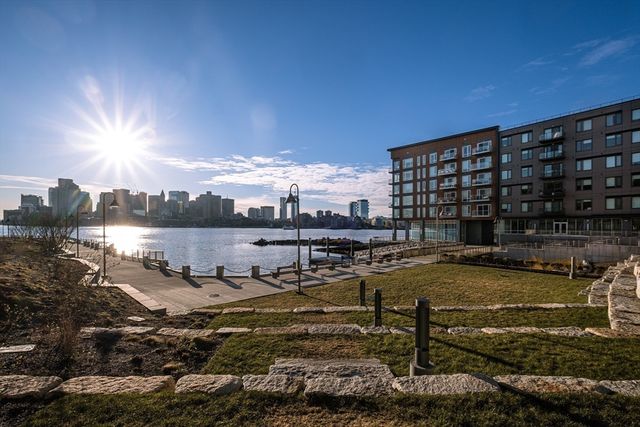 45 Lewis St 305, Boston, MA 02128